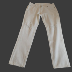 Abercrombie & Fitch NWT Men's 33X32 White Rustin Athletic Slim Distressed Jeans